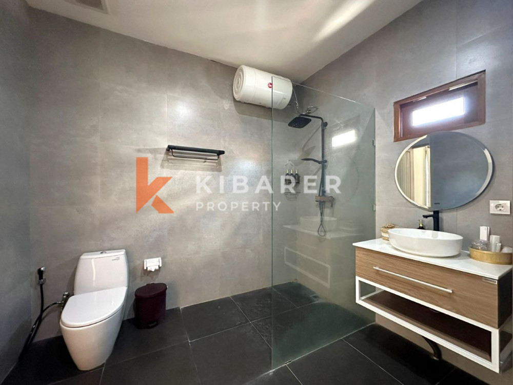 Three Bedroom Enclosed Living Villa with Rooftop in Berawa — image 10
