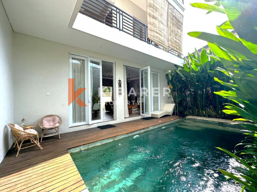 Three Bedroom Enclosed Living Villa with Rooftop in Berawa
