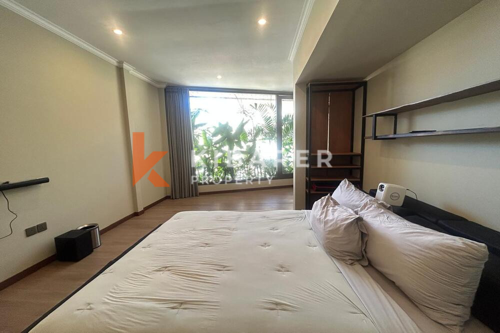Charming Two Bedroom Enclosed Living Smart Villa with Jacuzzi in Ungasan — image 13