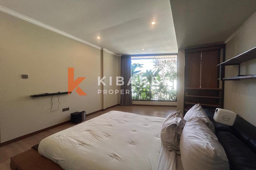 Charming Two Bedroom Enclosed Living Smart Villa with Jacuzzi in Ungasan — image 14