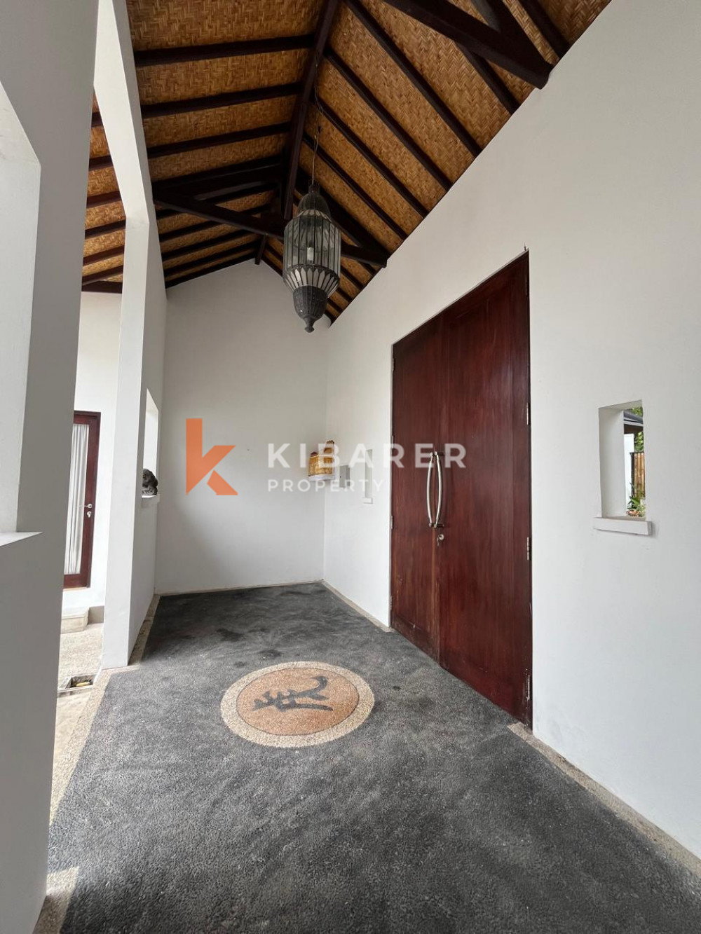 Four-Bedroom Open Living Room Villa in the Jungle in the Mengwi Area — image 6