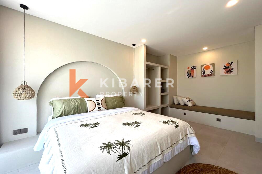 Stunning Three Bedroom Enclosed Livingroom Mediterranean Touches Villa Located in Pererenan — image 12