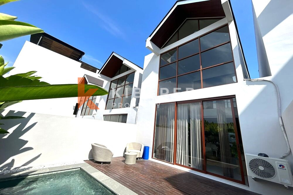 Incredible Two Bedroom Contemporary Tropical Villa with Pool in Pererenan — image 8