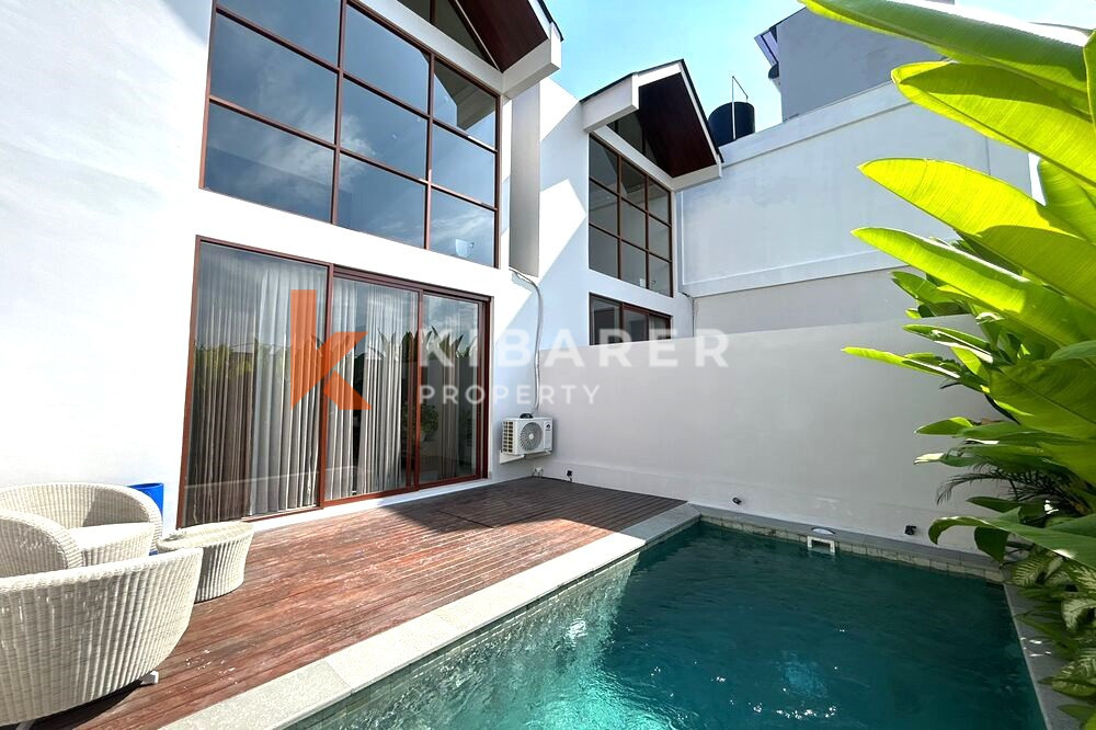 Incredible Two Bedroom Contemporary Tropical Villa with Pool in Pererenan — image 2