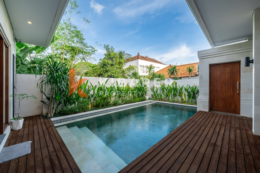 Amazing Three Bedroom Enclosed Living Contemporary Villa in Berawa — image 6