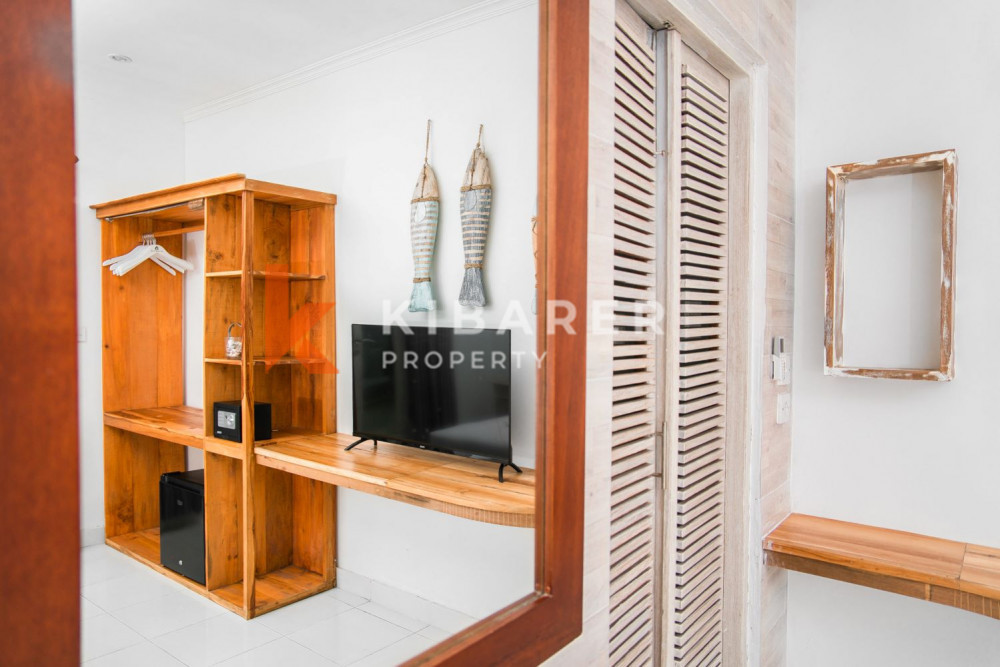 Cozy One Bedroom Apartment with Pool in Tumbak Bayuh — image 3