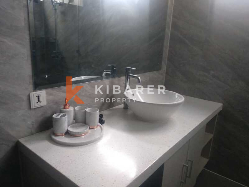 Beachside Three Bedroom Villa for Rent in Nyanyi — image 19