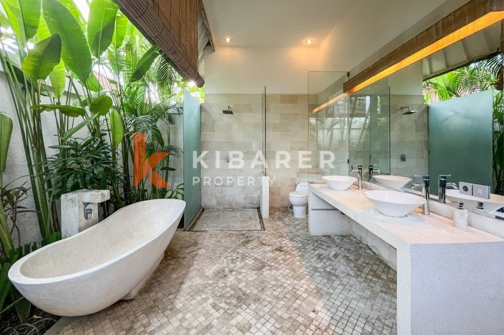 Relaxing Three-Bedroom Enclosed Living Villa Situated in Kerobokan Area — image 11