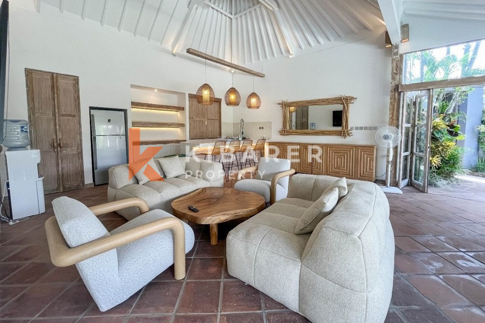 Three-Bedroom Closed Relaxation Villa Located in the Kerobokan Area — image 2