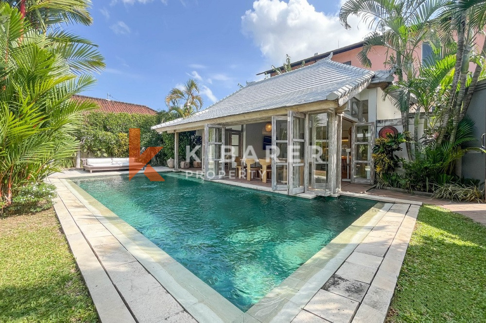 Three-Bedroom Closed Relaxation Villa Located in the Kerobokan Area — image 5