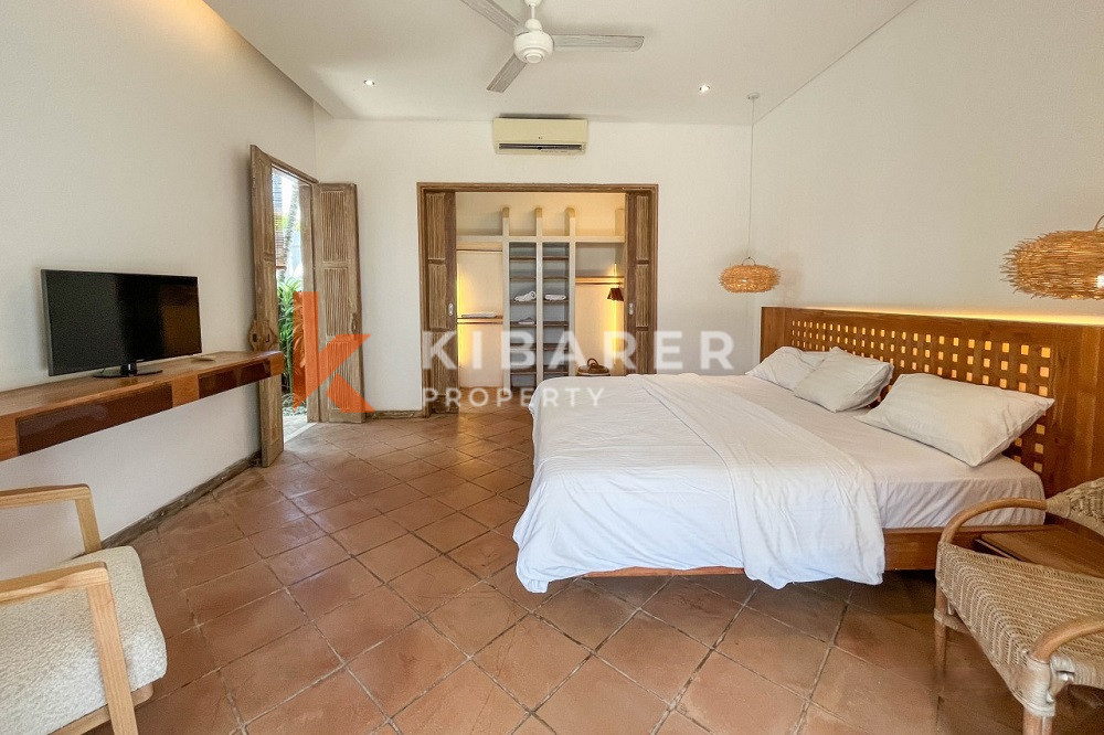 Three-Bedroom Closed Relaxation Villa Located in the Kerobokan Area — image 10