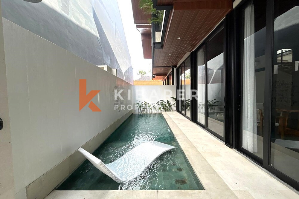 Beautiful Two-Story Contemporary Two-Bedroom Villa in Berawa — image 2