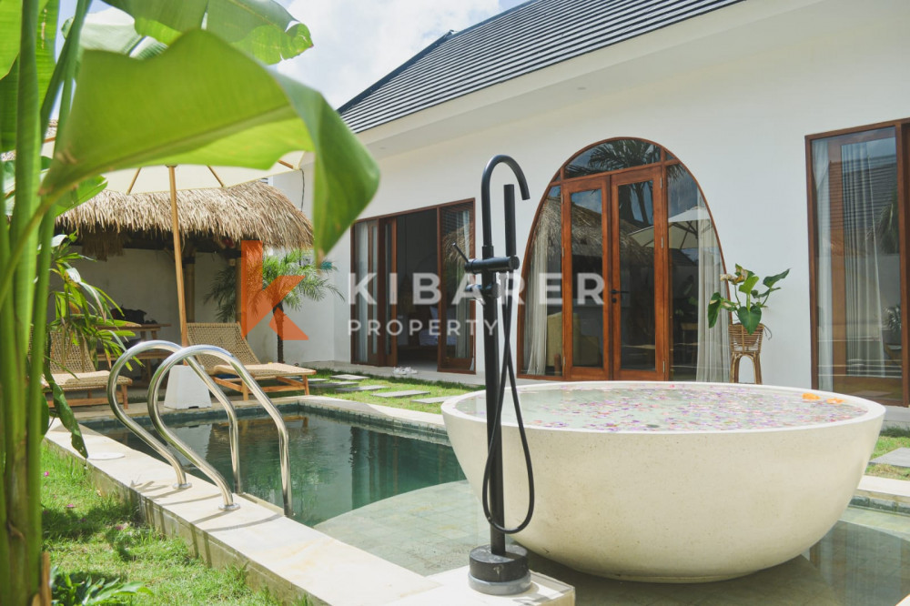 Two-bedroom Villa with enclosed living in Canggu