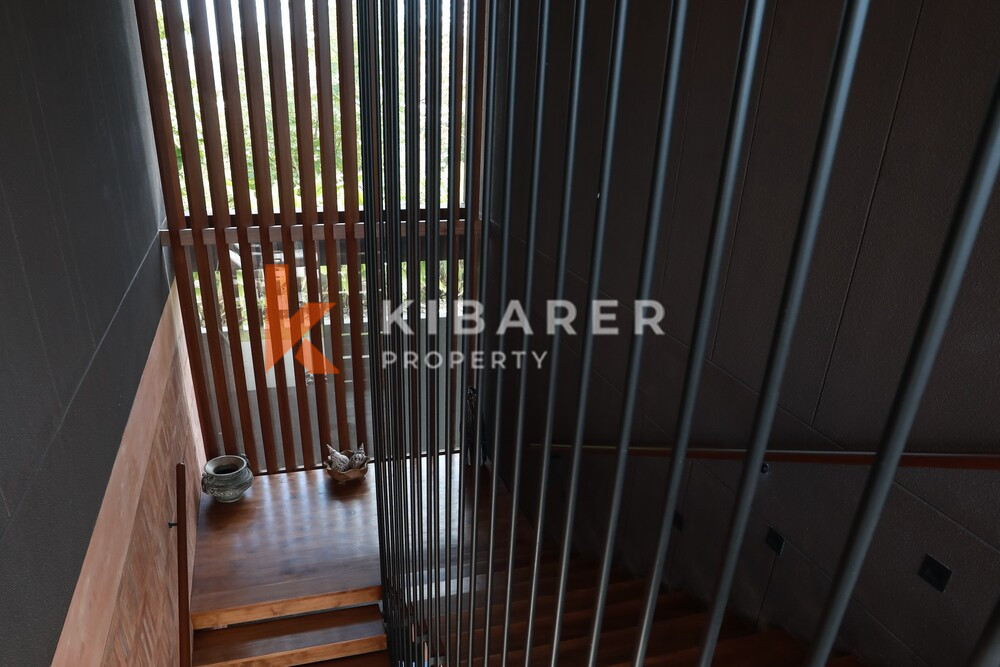 Stunning Four-Bedroom Enclosed Living Villa Walking distance to Jimbaran Beach — image 16