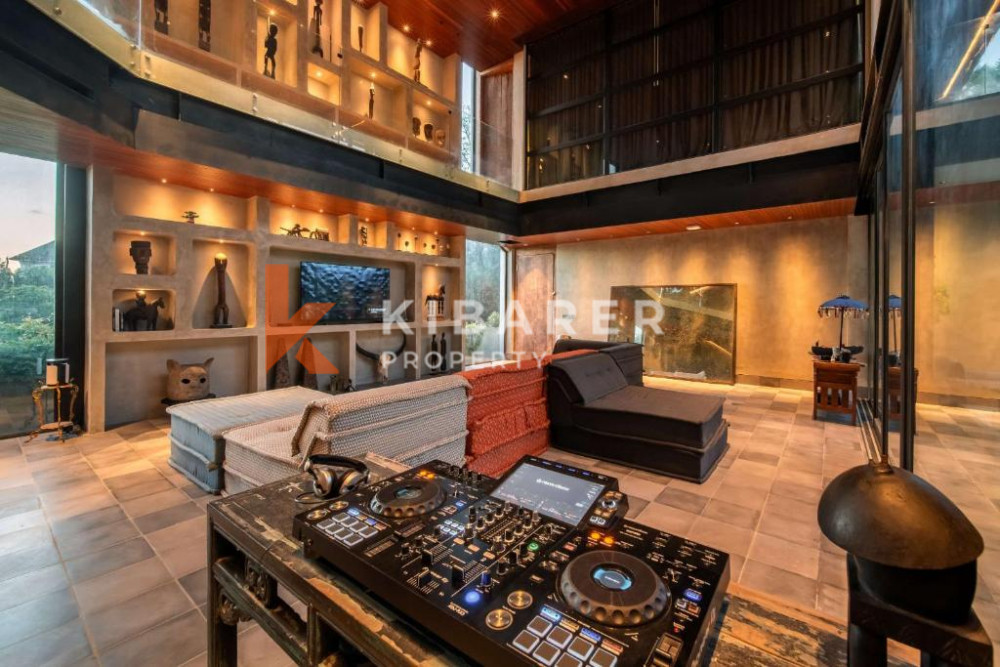Luxury Five-bedroom in Berawa in canggu — image 7