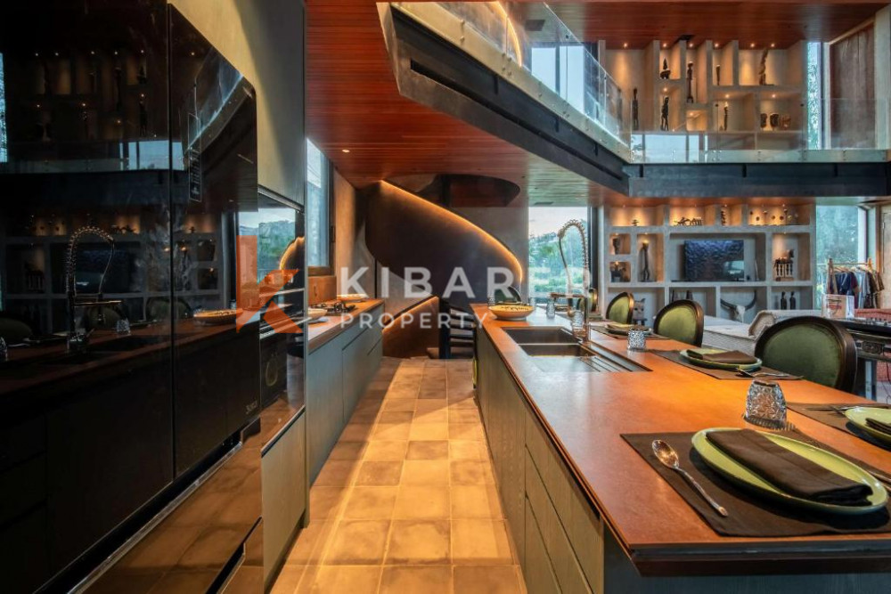 Five-Bedroom Luxury in Berawa in Canggu — image 13