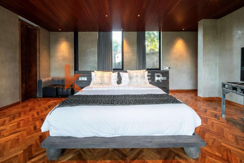 Luxury Five-bedroom in Berawa in canggu — image 16