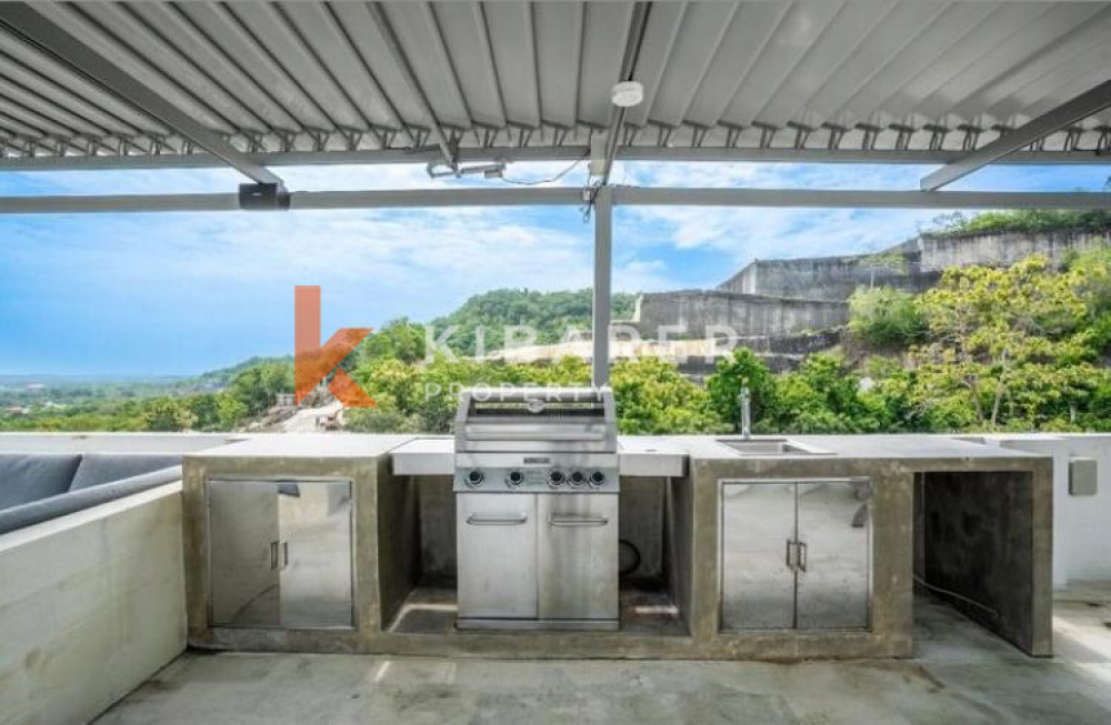 Six-bedroom Villa in Uluwatu with Ocean View And Shark Tank — image 6