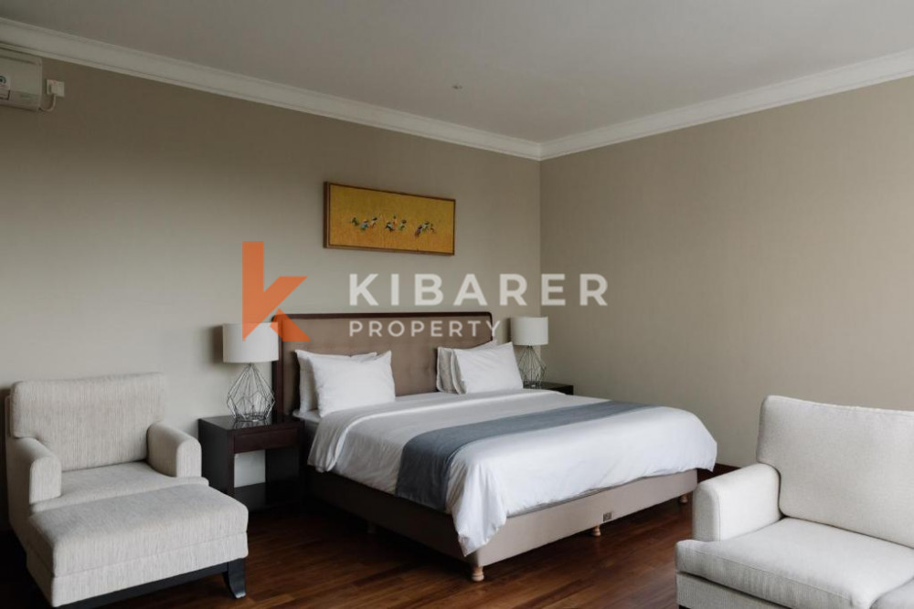 Three-bedroom and Enclosed Living for Rent in New Kuta Golf Pecatu — image 18