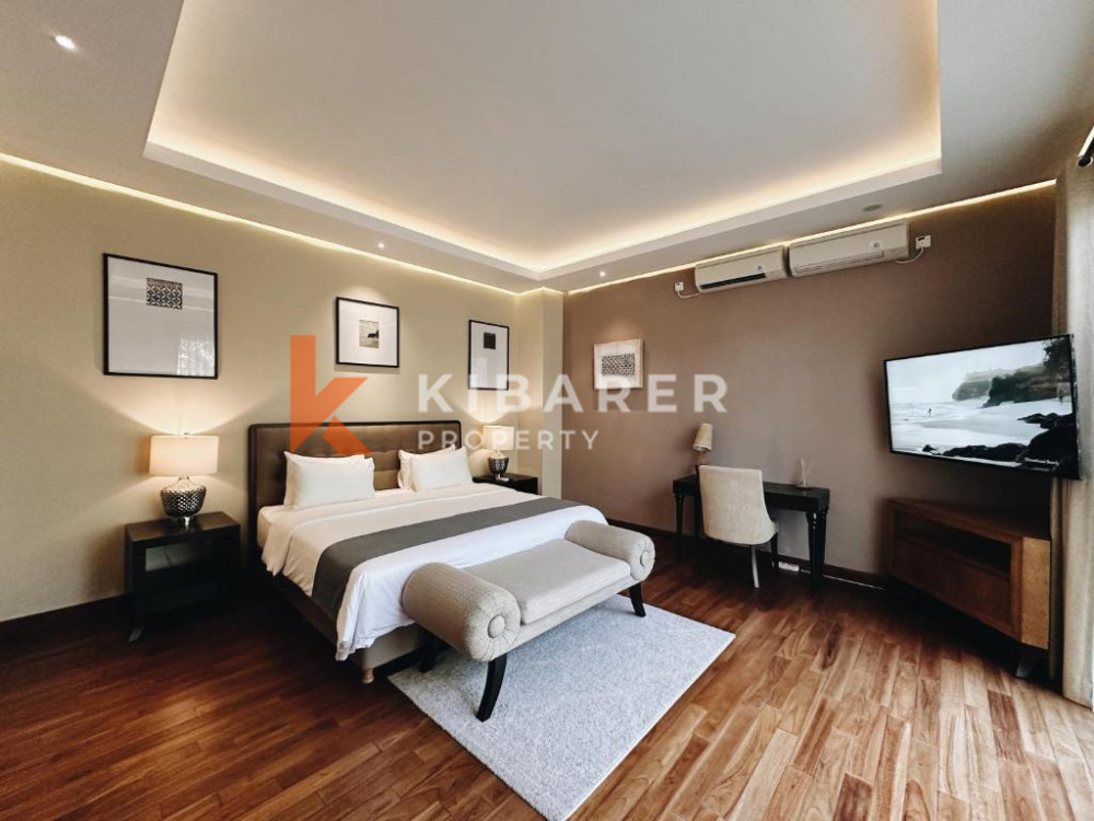 Two-Bedroom Villa with Enclosed Living Space in New Kuta Golf — image 7