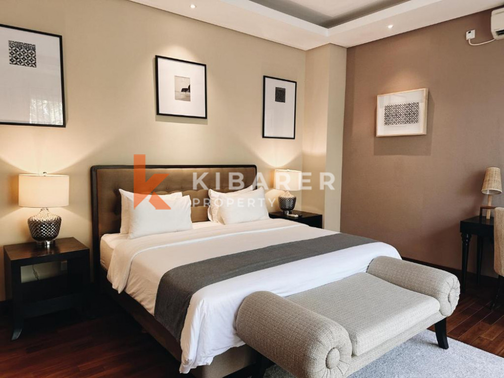 Two-Bedroom Villa with Enclosed Living Space in New Kuta Golf — image 13