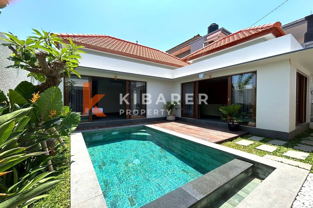 Sophisticated Two-Bedroom Villa with Enclosed Living Space in Pererenan — image 1