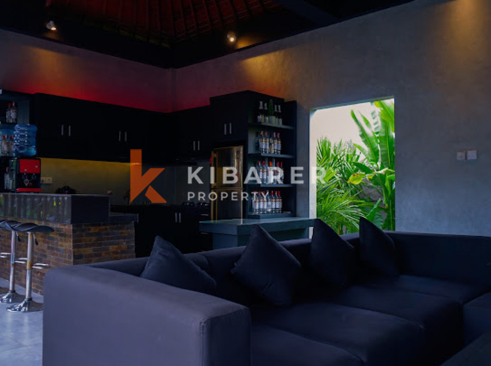 Magnificent Three-Bedroom Villa with Closed Living Room Located in Pererenan — image 11