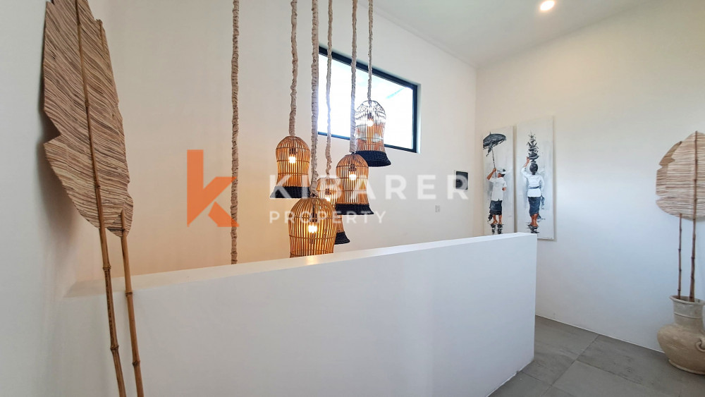 Recently Renovated Three-Bedroom Villa with Enclosed Living Room in Berawa — image 18