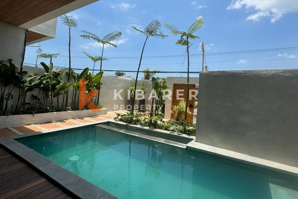 Beautiful Modern Three-Bedroom Private Villa in Canggu — image 2