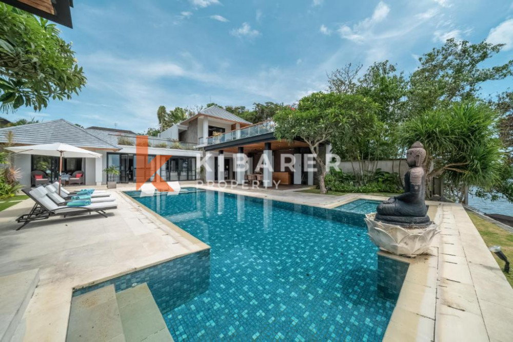 Ocean Front Four-bedroom Villa in Nusa Dua — image 4