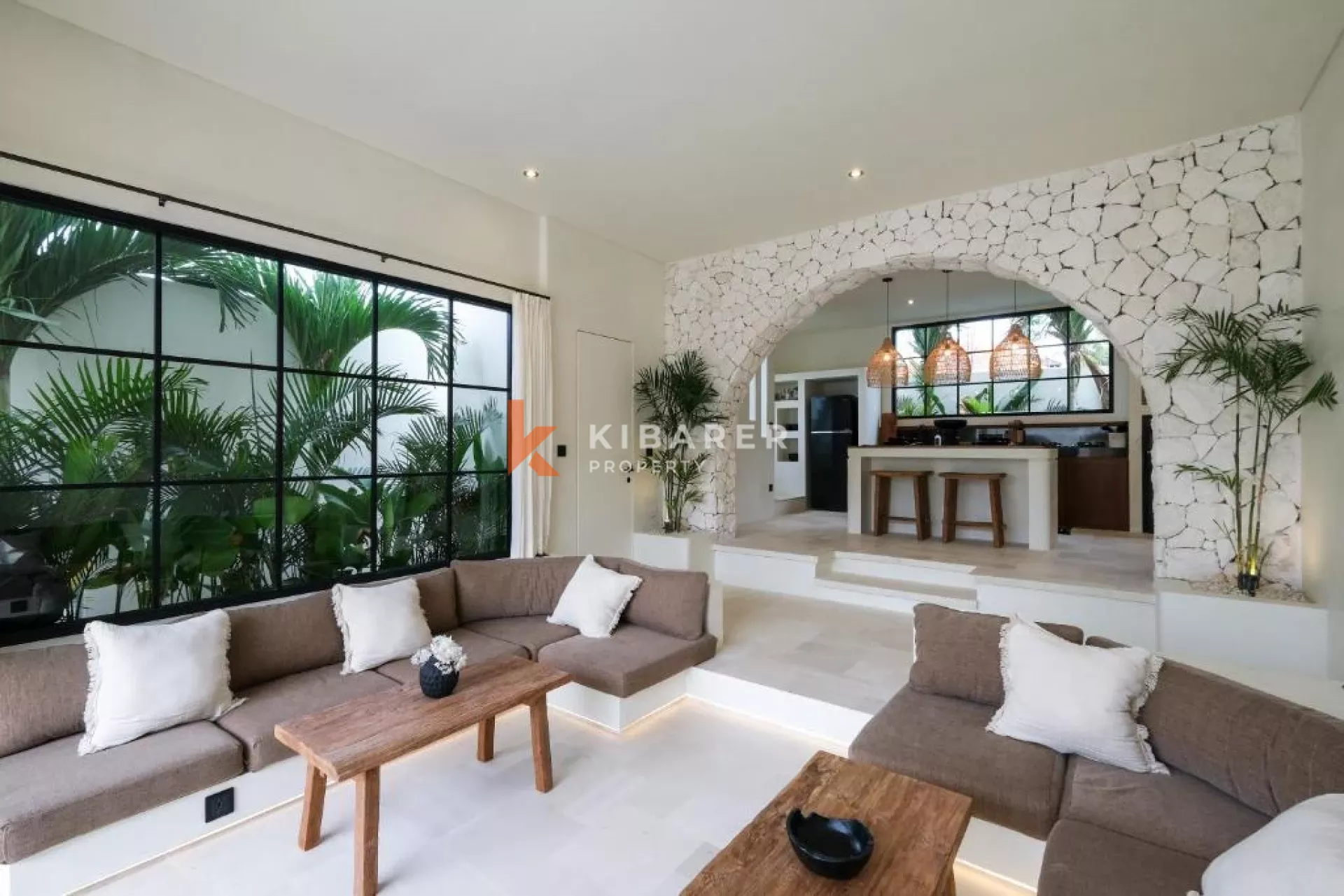 Elegant Two-Bedroom Mediterranean Villa with Private Pool in Pererenan — image 8