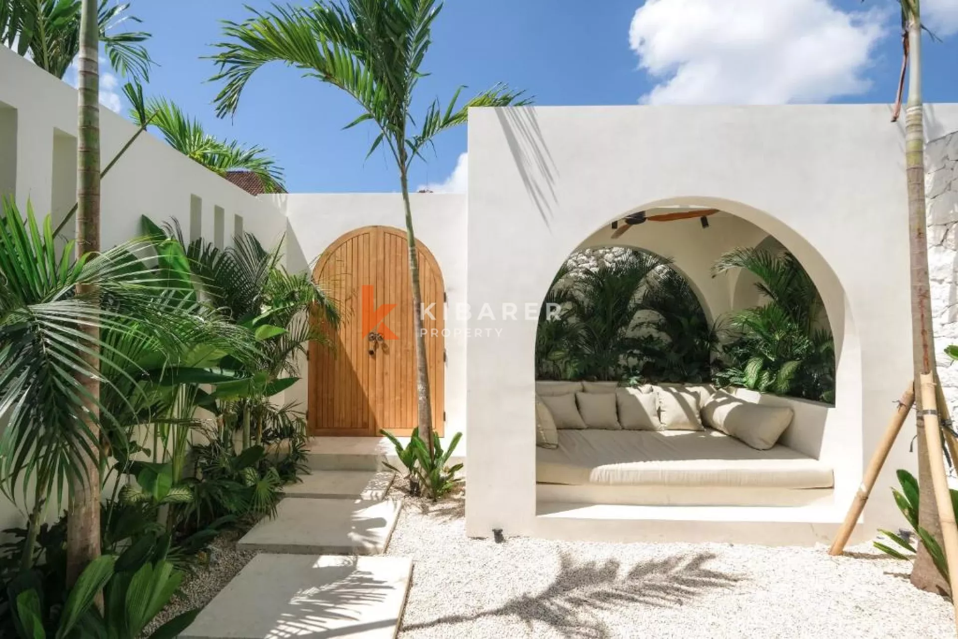 Elegant Two-Bedroom Mediterranean Villa with Private Pool in Pererenan — image 5