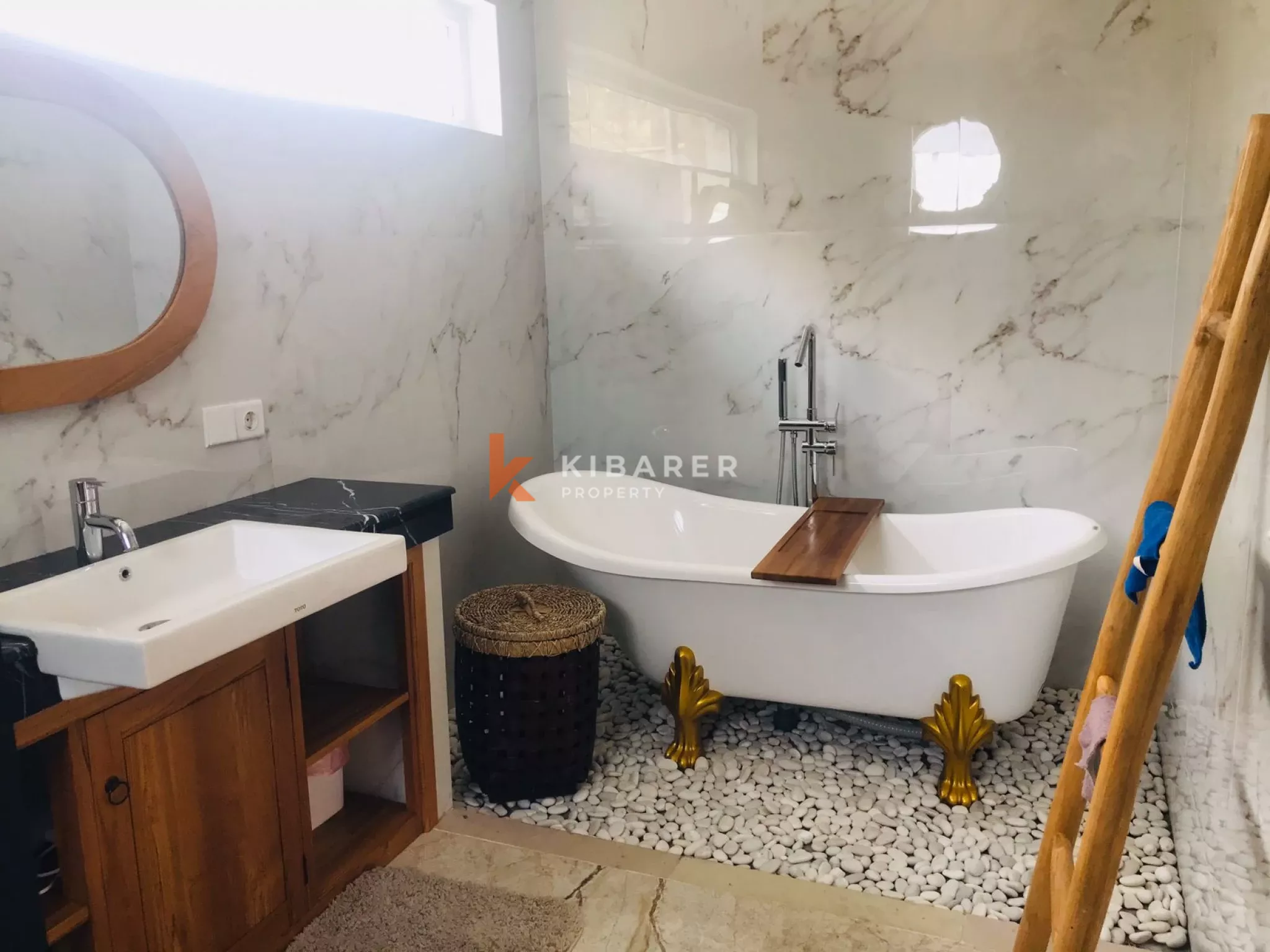 Bedroom Luxury Villa in Tumbak Bayuh — image 14