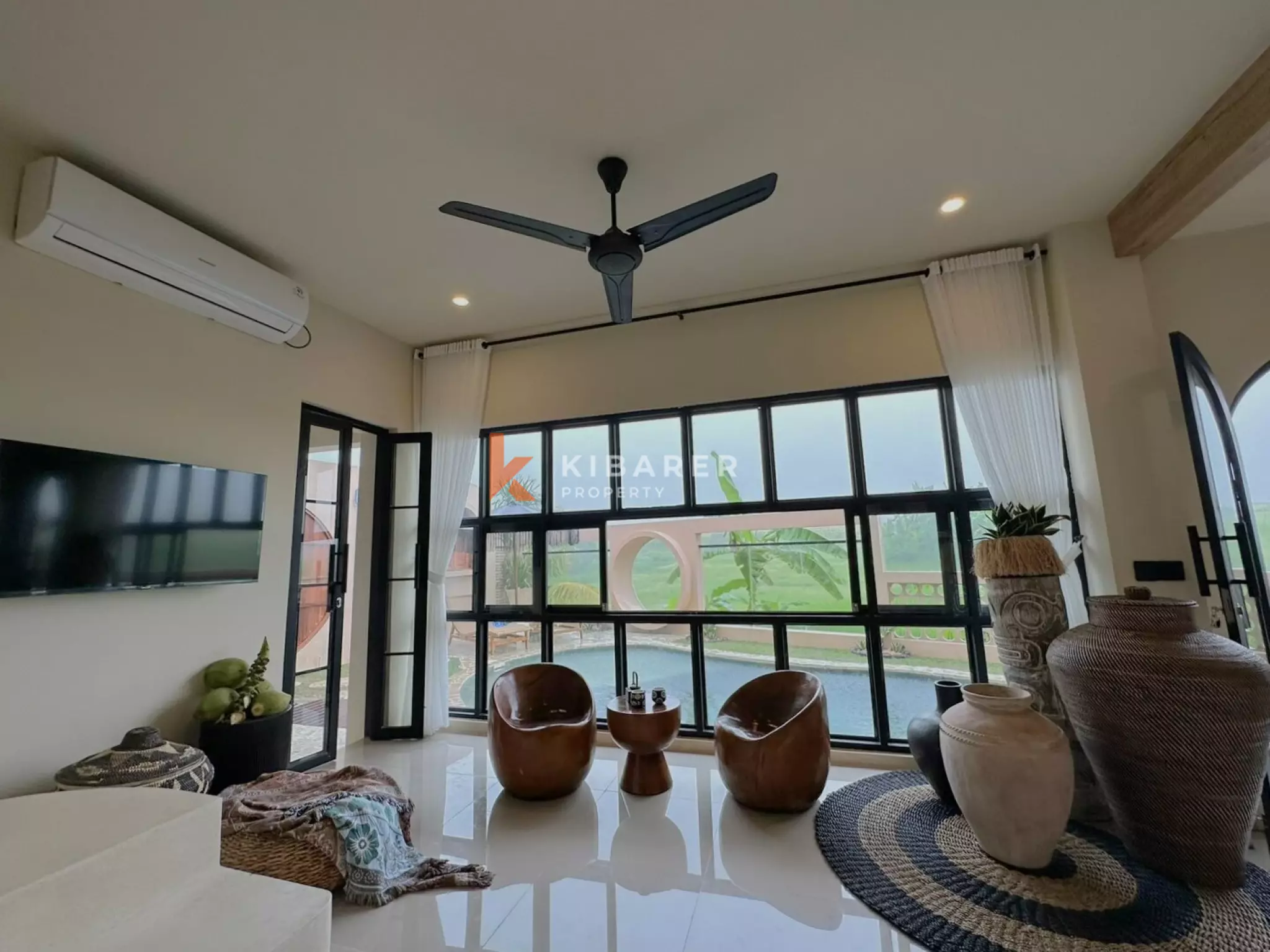 Escape to Nature Three Bedroom Villa with Rice Field Views — image 5