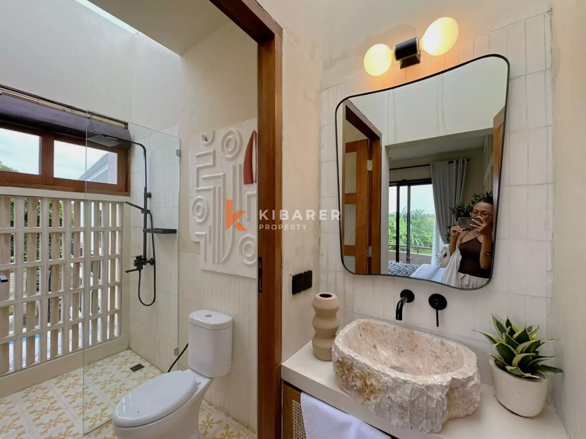 Escape to Nature Three Bedroom Villa with Rice Field Views — image 14