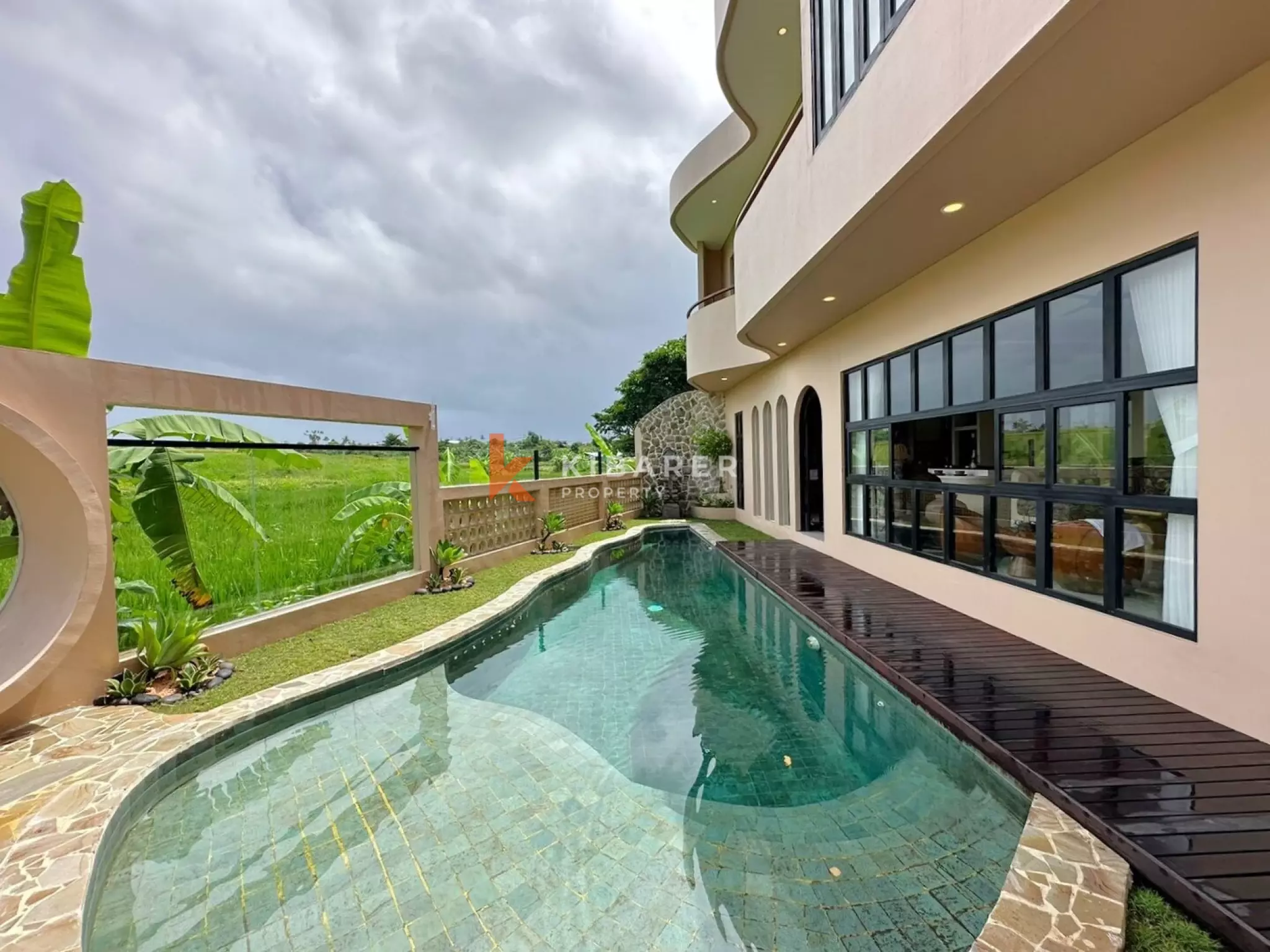 Escape to Nature Three Bedroom Villa with Rice Field Views — image 1