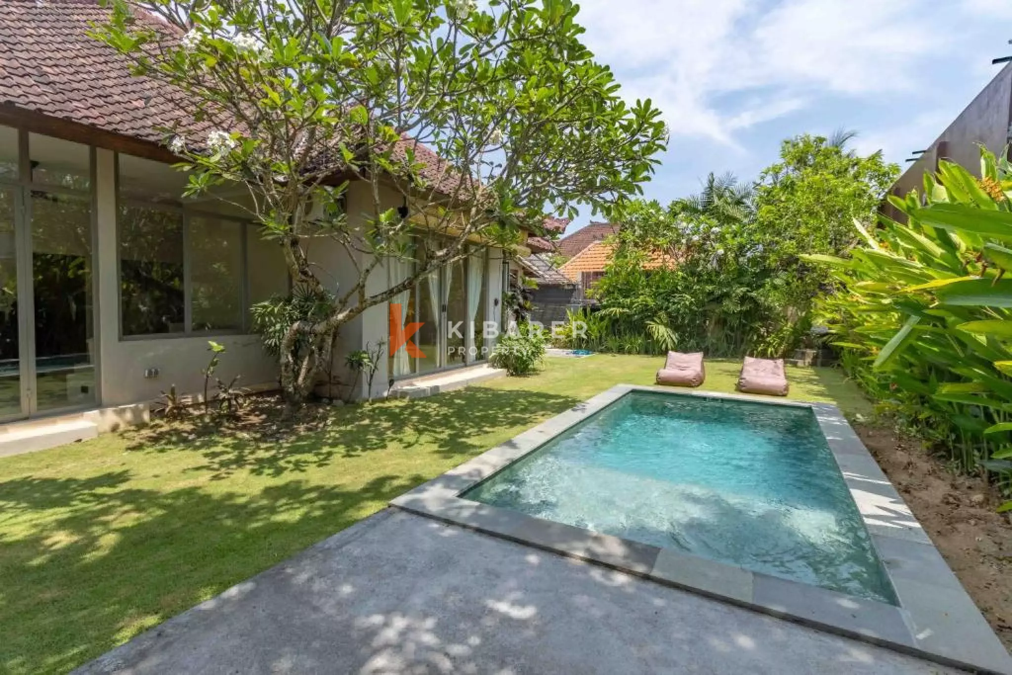 Three Bedroom with Enclosed Living Villa in Umalas — image 2