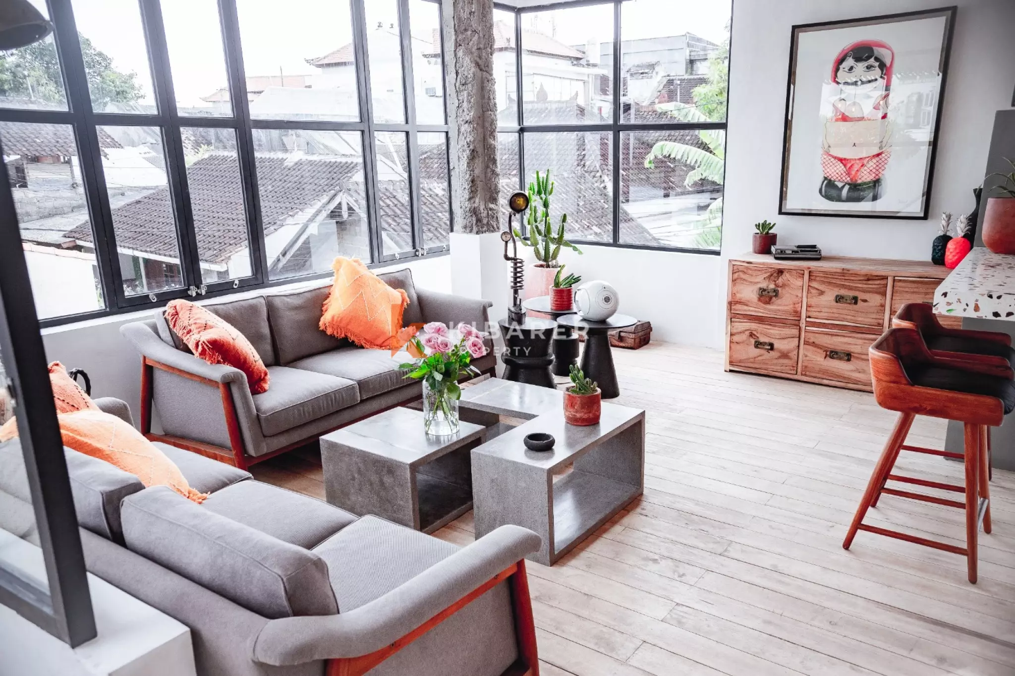 Artistic Two Bedroom Loft in Berawa — image 2