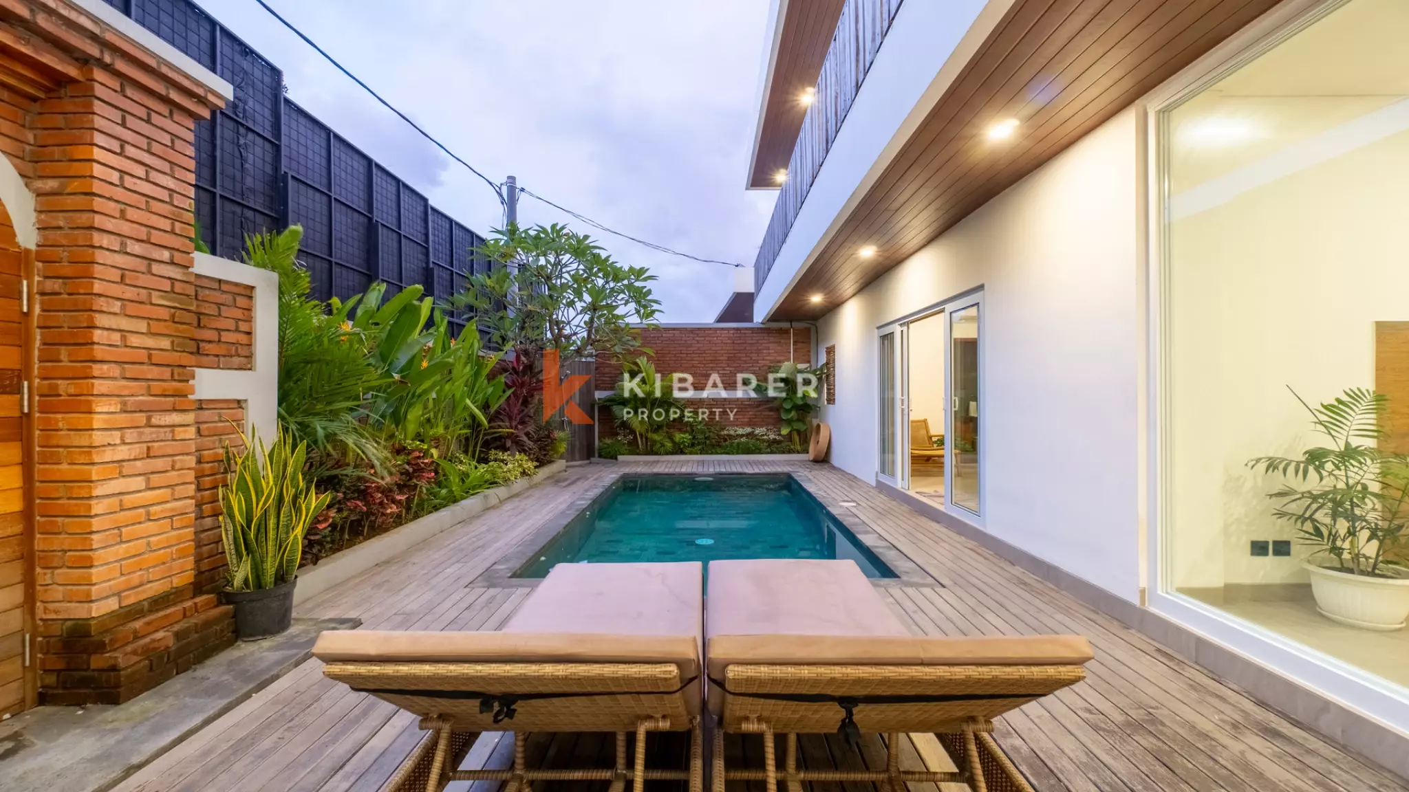 Stunning Two Storey Three-Bedroom Enclosed LivingTropical Villa in Canggu — image 1