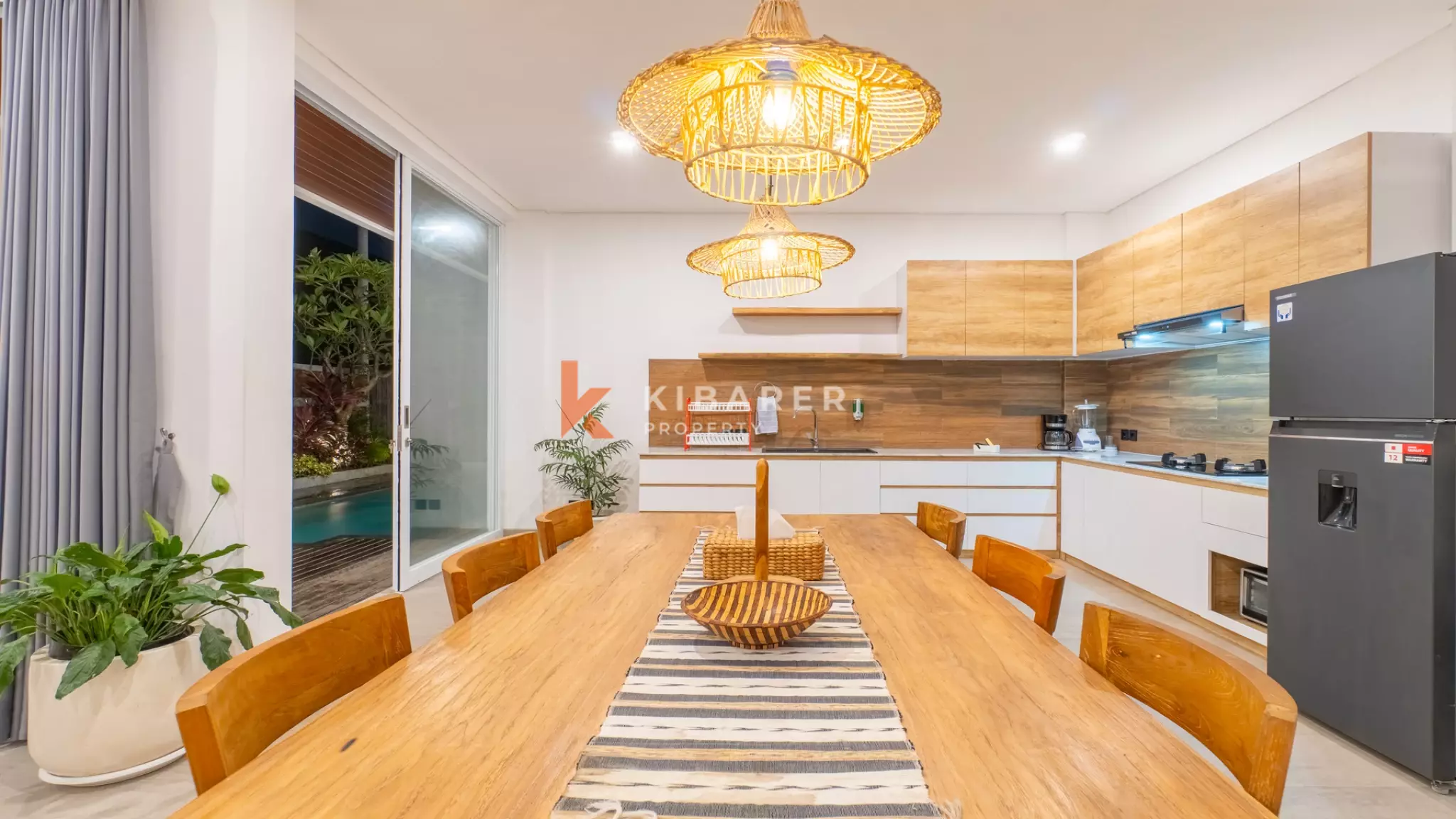 Stunning Two Storey Three-Bedroom Enclosed LivingTropical Villa in Canggu — image 8