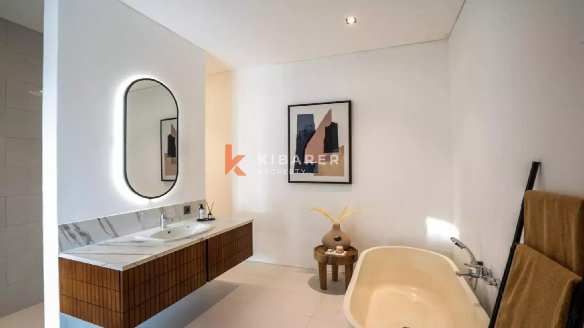 Gorgeous Three-Bedroom Villa in Pererenan — image 18