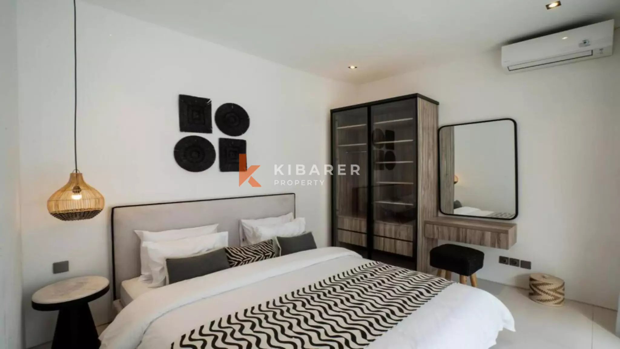 Gorgeous Three-Bedroom Villa in Pererenan — image 19