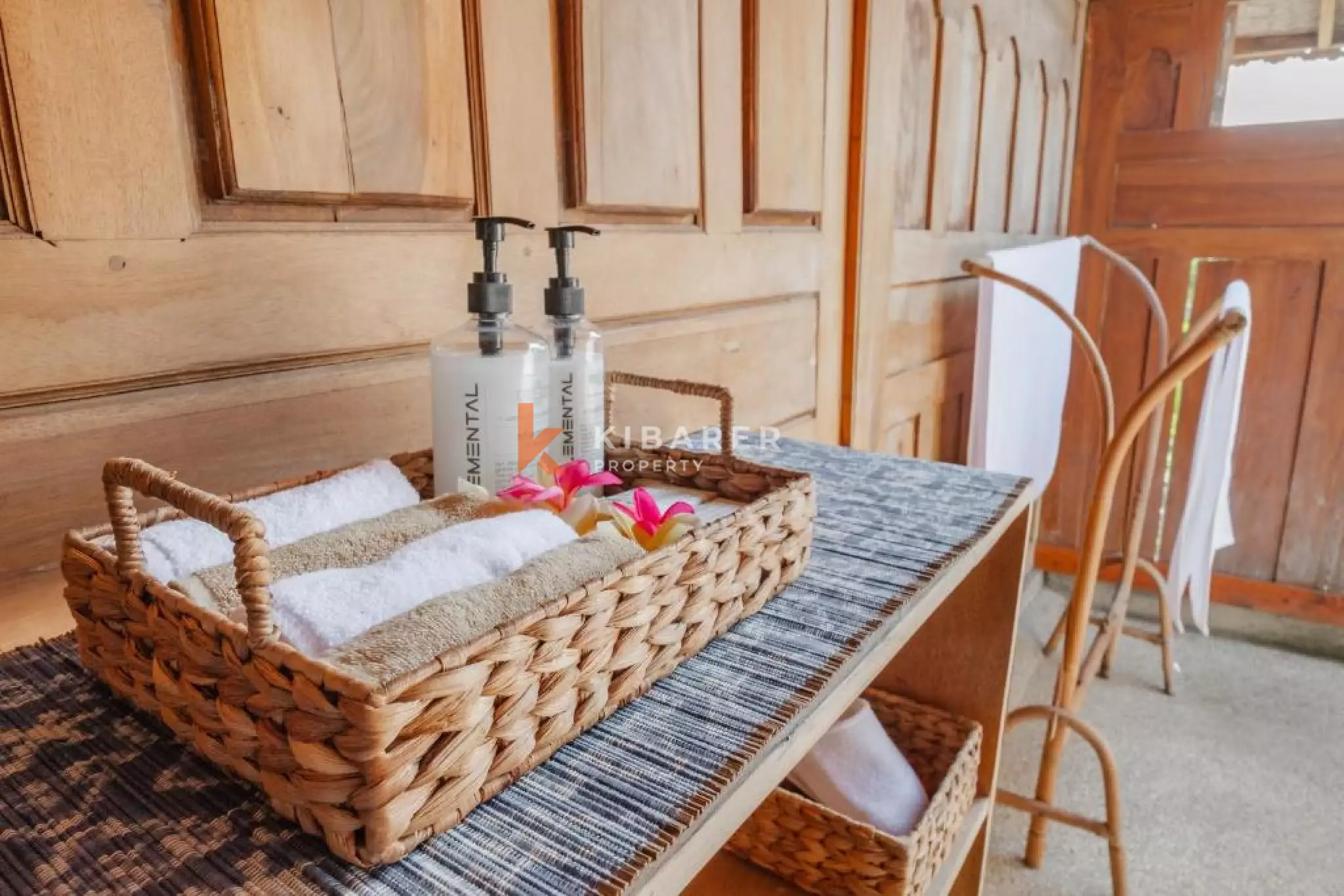 Classic One-Bedroom Villa with Lush view in Tumbak Bayuh — image 16