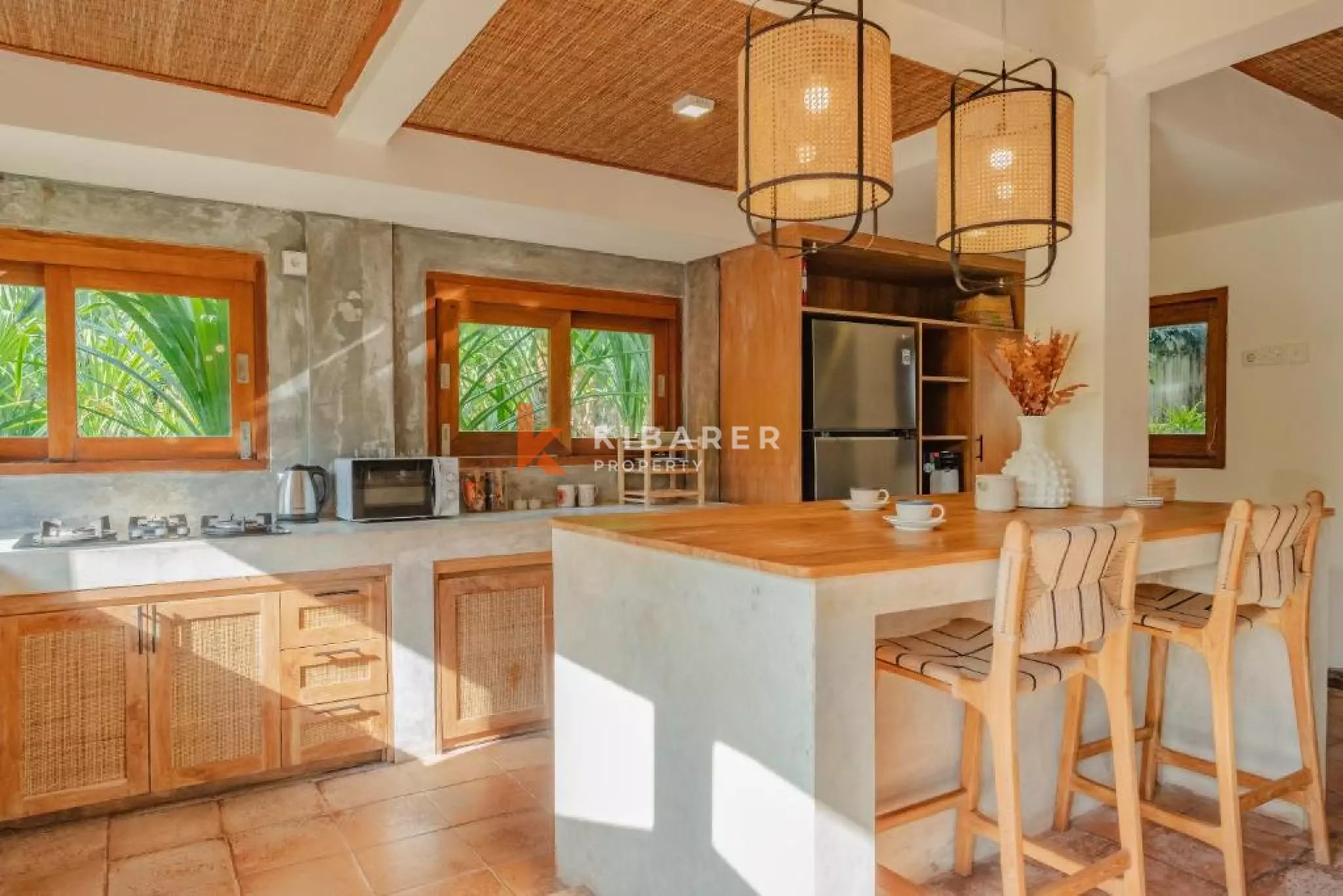 Classic One-Bedroom Villa with Lush view in Tumbak Bayuh — image 8