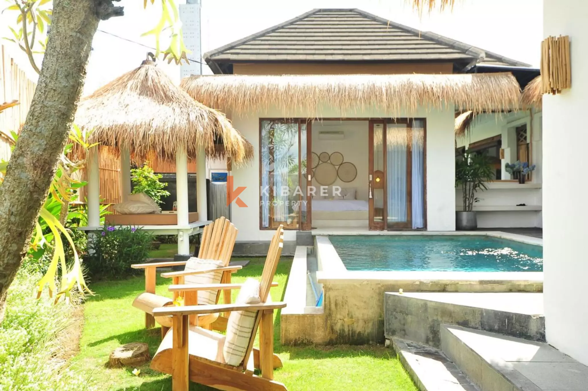 Two Bedroom Ensuite with Bright, Open Living Space in Padonan
