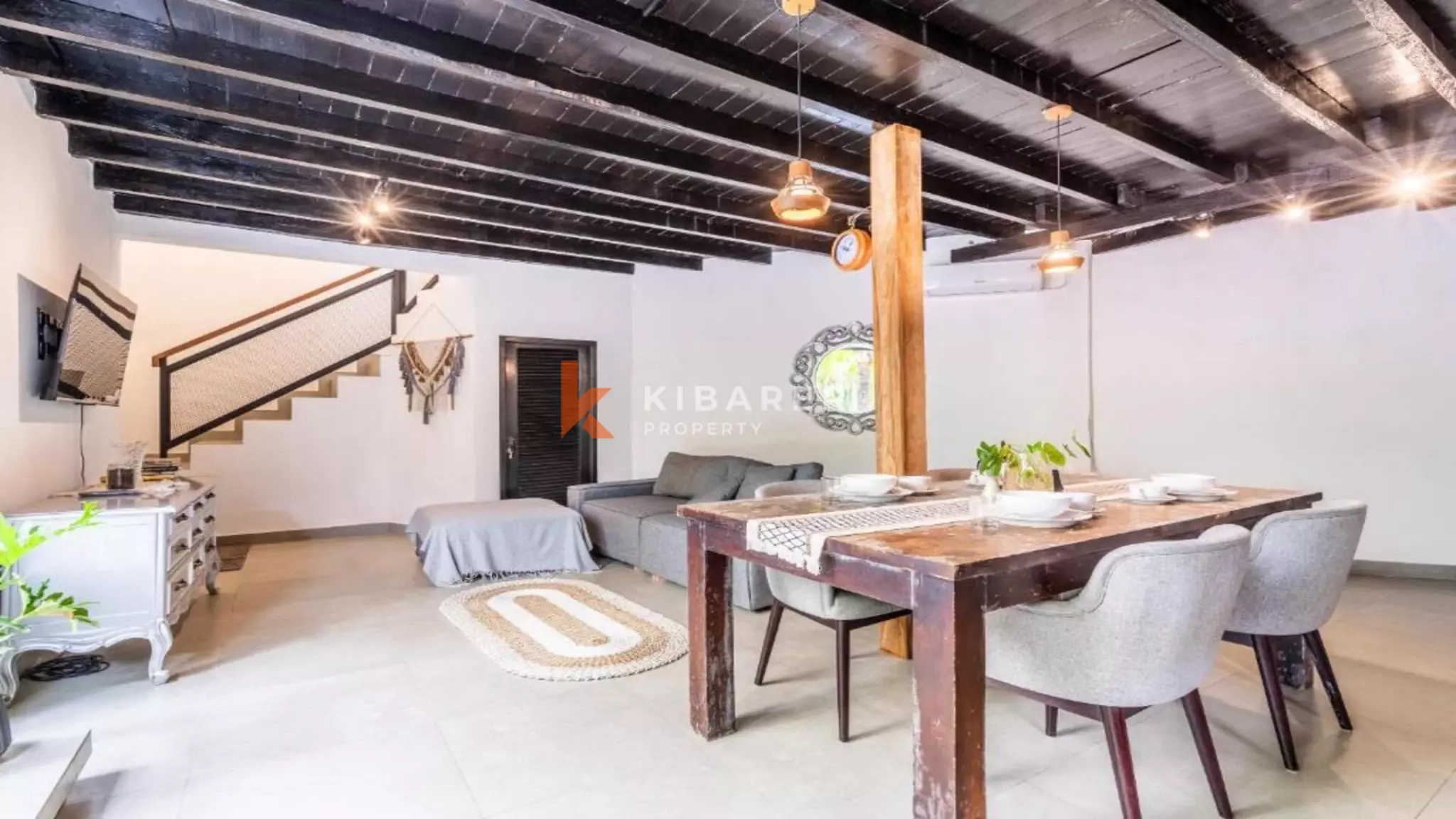 Charming Two-Bedroom Contemporary Villa with Enclosed Living in Berawa — image 7