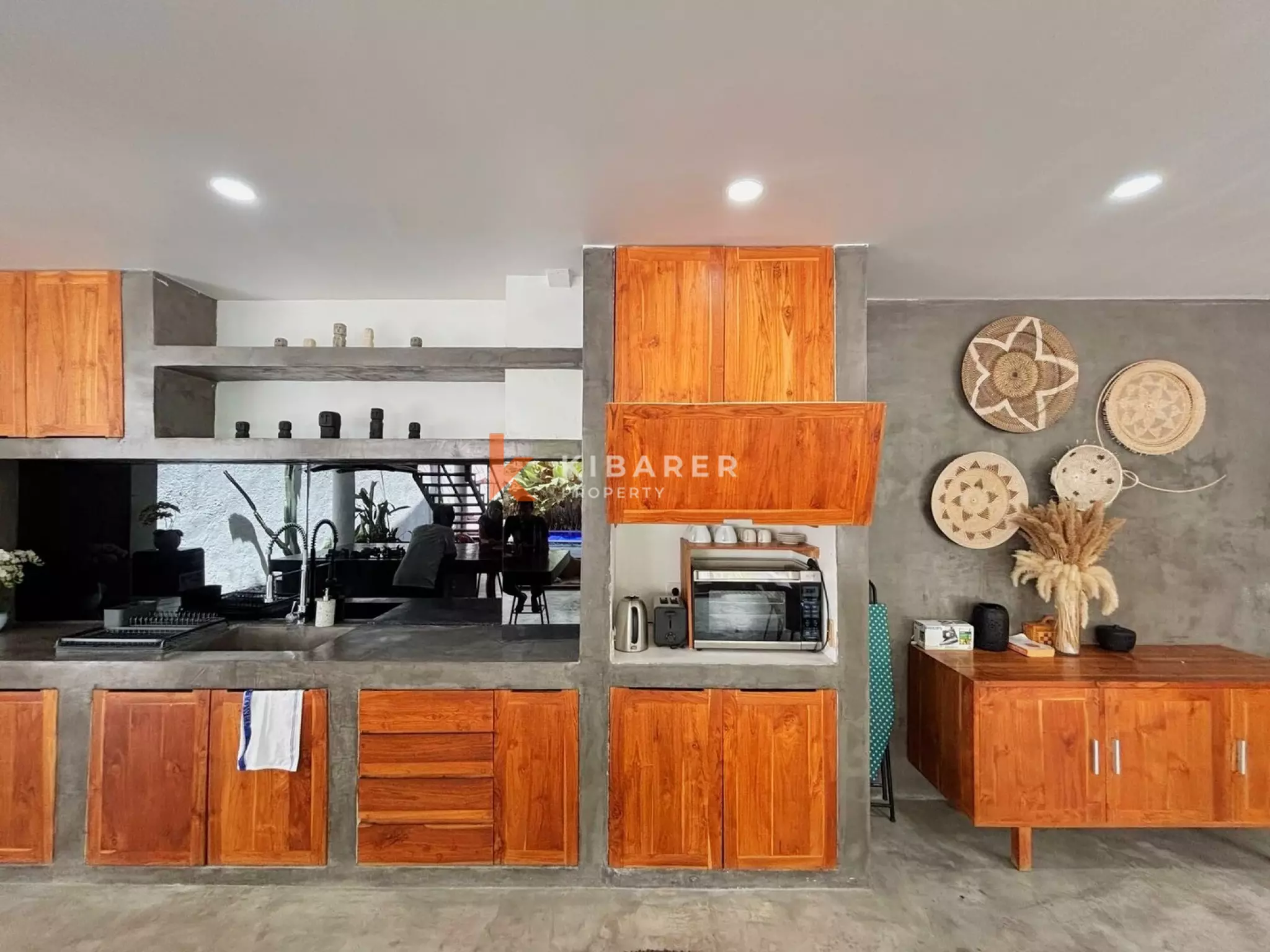 Charming Two Bedroom Industrial Villa situated in Canggu — image 4