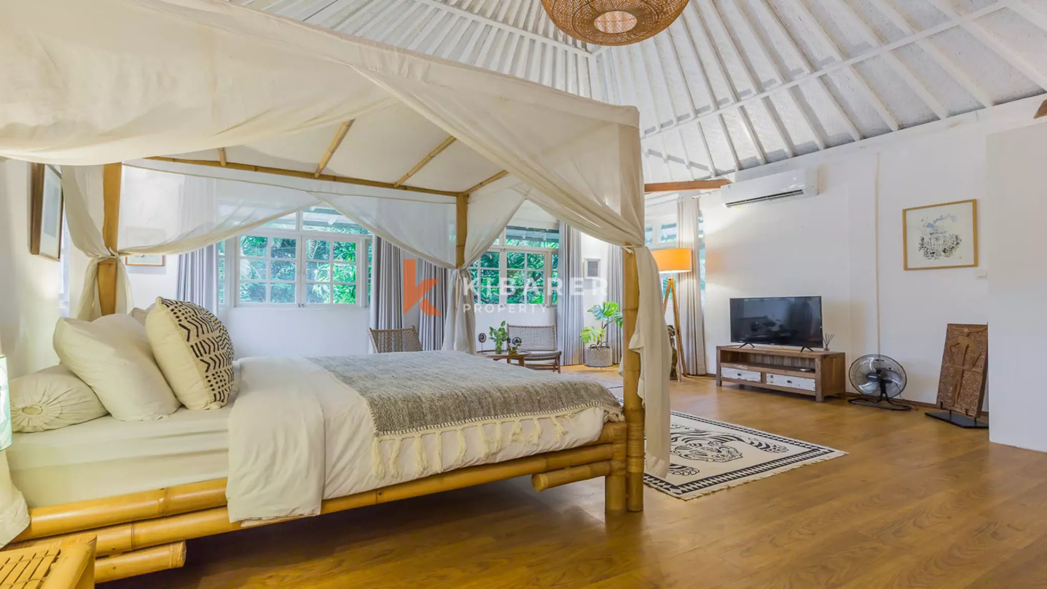 Cozy Two-Bedroom Villa in Kuta – Tropical Retreat with No Pool — image 11
