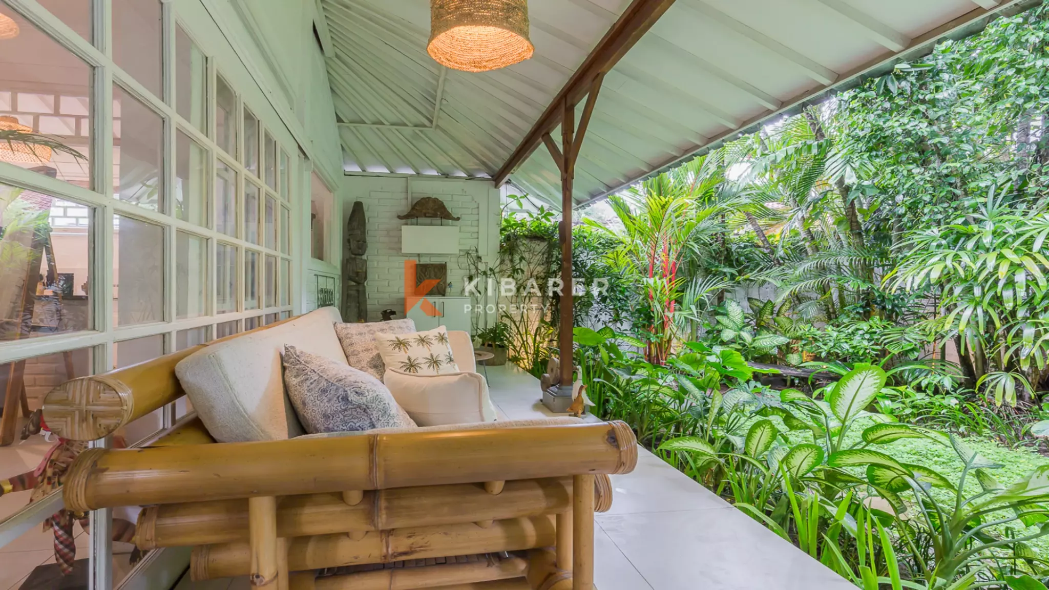 Cozy Two-Bedroom Villa in Kuta – Tropical Retreat with No Pool — image 6