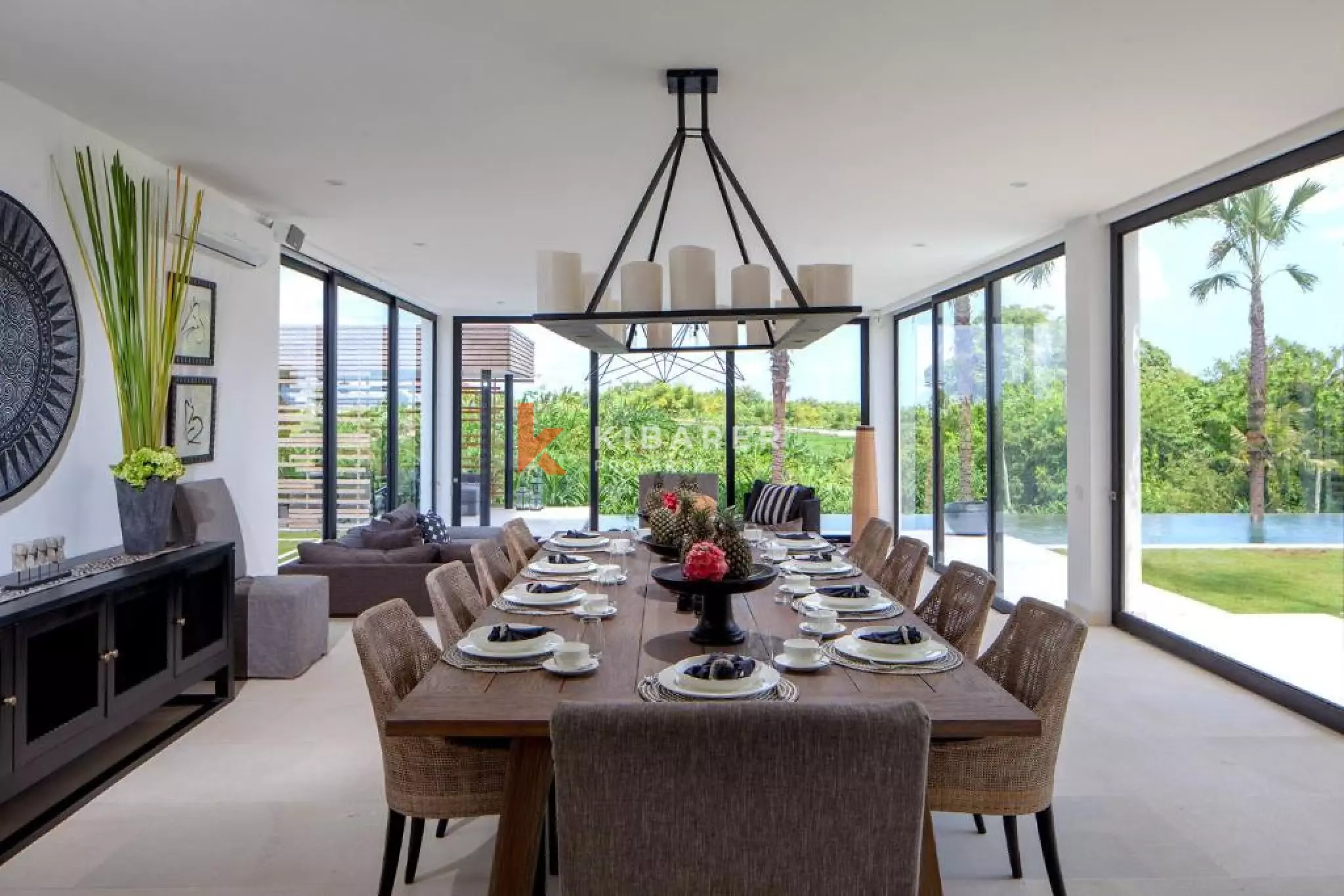 Five-Bedroom Luxury Villa with Gym room in Tumbak Bayuh — image 10